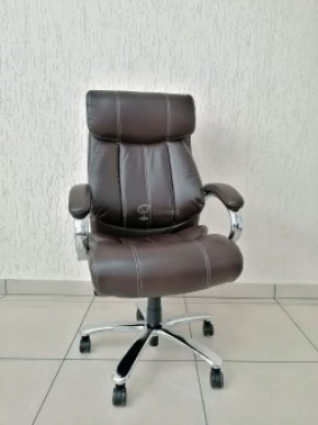 Кресло Barneo K-303 для руководителя (коричневая экокожа) в Нижнекамске - nizhnekamsk.ok-mebel.com | фото