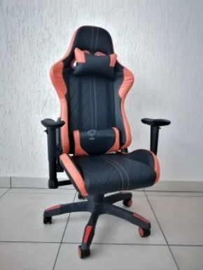 Кресло геймерское Barneo K-52 (черная экокожа оранжевые вставки) в Нижнекамске - nizhnekamsk.ok-mebel.com | фото
