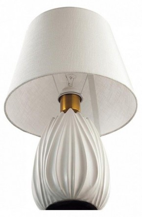 Настольная лампа декоративная Lumion Sona 8121/1T в Нижнекамске - nizhnekamsk.ok-mebel.com | фото 3