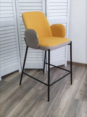 Полубарный стул NYX (H=65cm) VF106 желтый / VF120 серый М-City в Нижнекамске - nizhnekamsk.ok-mebel.com | фото 3